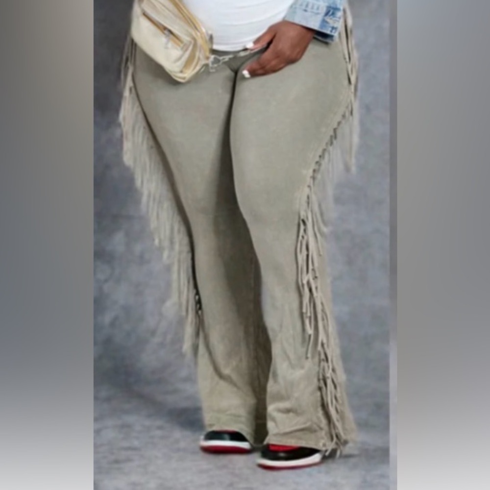CURVY GIRL ALERT ~ Fringe Mineral Wash Flare Pants in Taupe